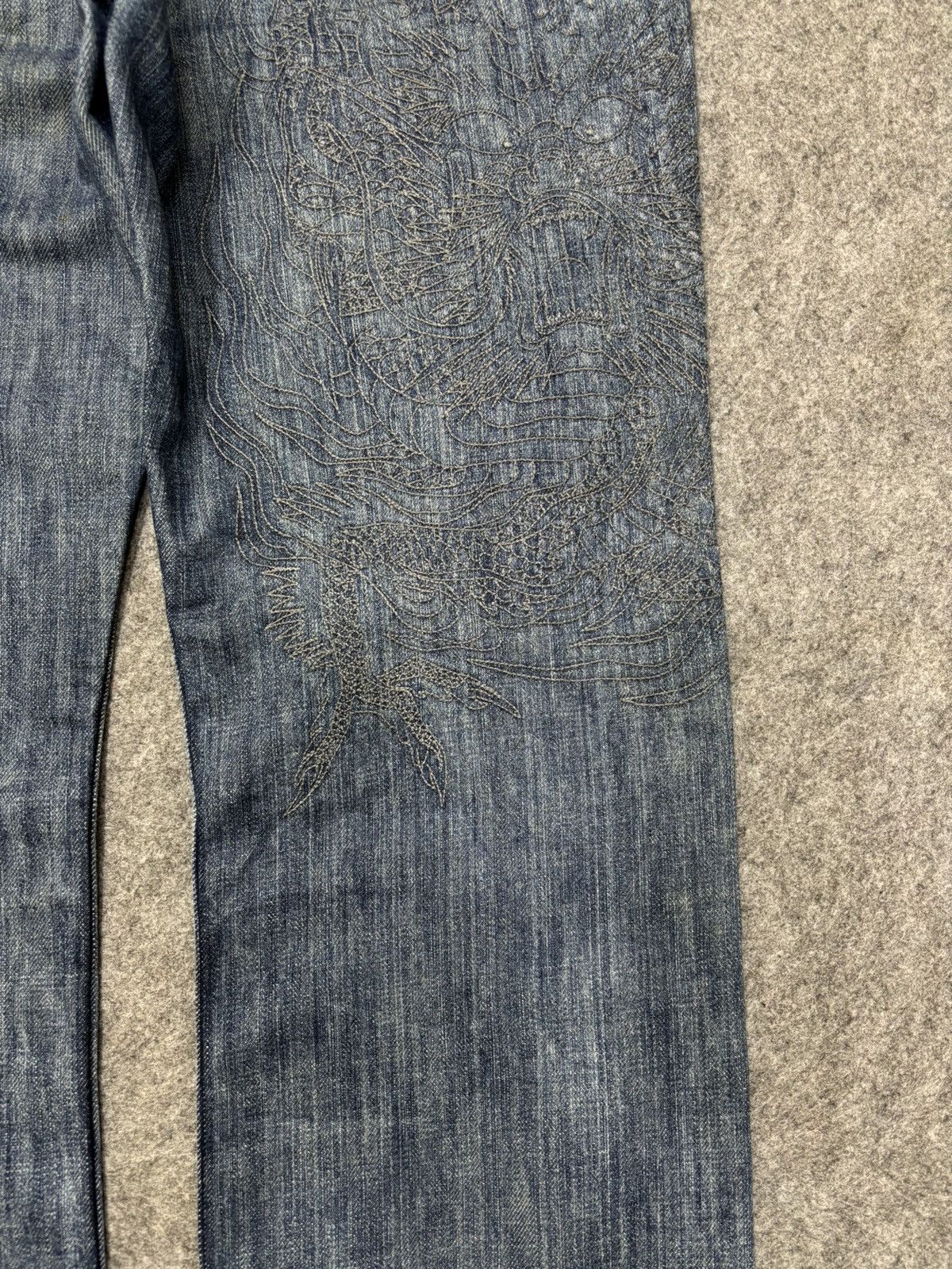 Japanese Brand 💥Dragon Embroidery💥Tribal Insane Blue Wash Denim F652 Size US 34 / EU 50 - 15 Thumbnail