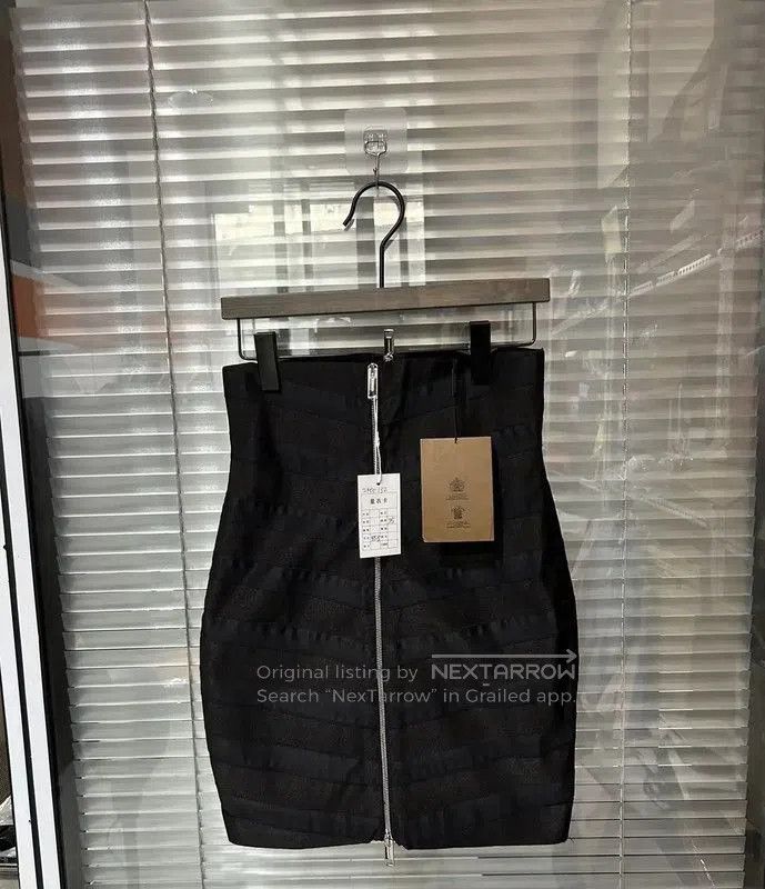 Burberry Burberry Black Cotton Summer Mini Skirt. Size 23" - 1 Thumbnail