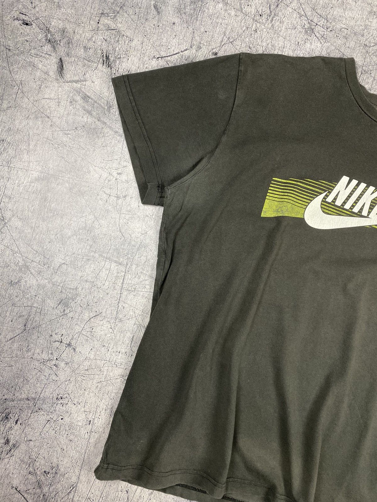 Nike × Vintage Vintage Y2K Nike Big Logo Tee T Shirt Size ХXL Size US XXL / EU 58 / 5 - 3 Thumbnail
