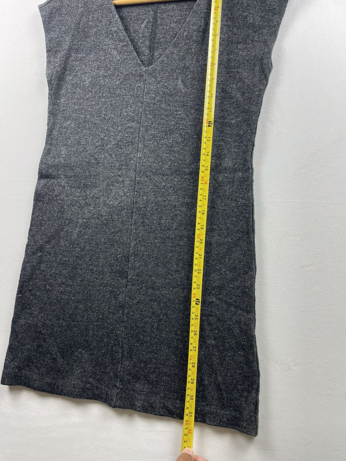 Prada Prada gray sleeveless V-neck knit mini shift dress. Size M / US 6-8 / IT 42-44 - 14 Thumbnail