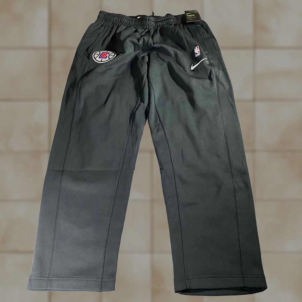 Nike VINTAGE NWT Nike La Clippers Player Issue Sweat Pants Jogger NBA Men’s XXL Sweatpants Pants Black Men XXL Mens Size US 39 - 1 Thumbnail