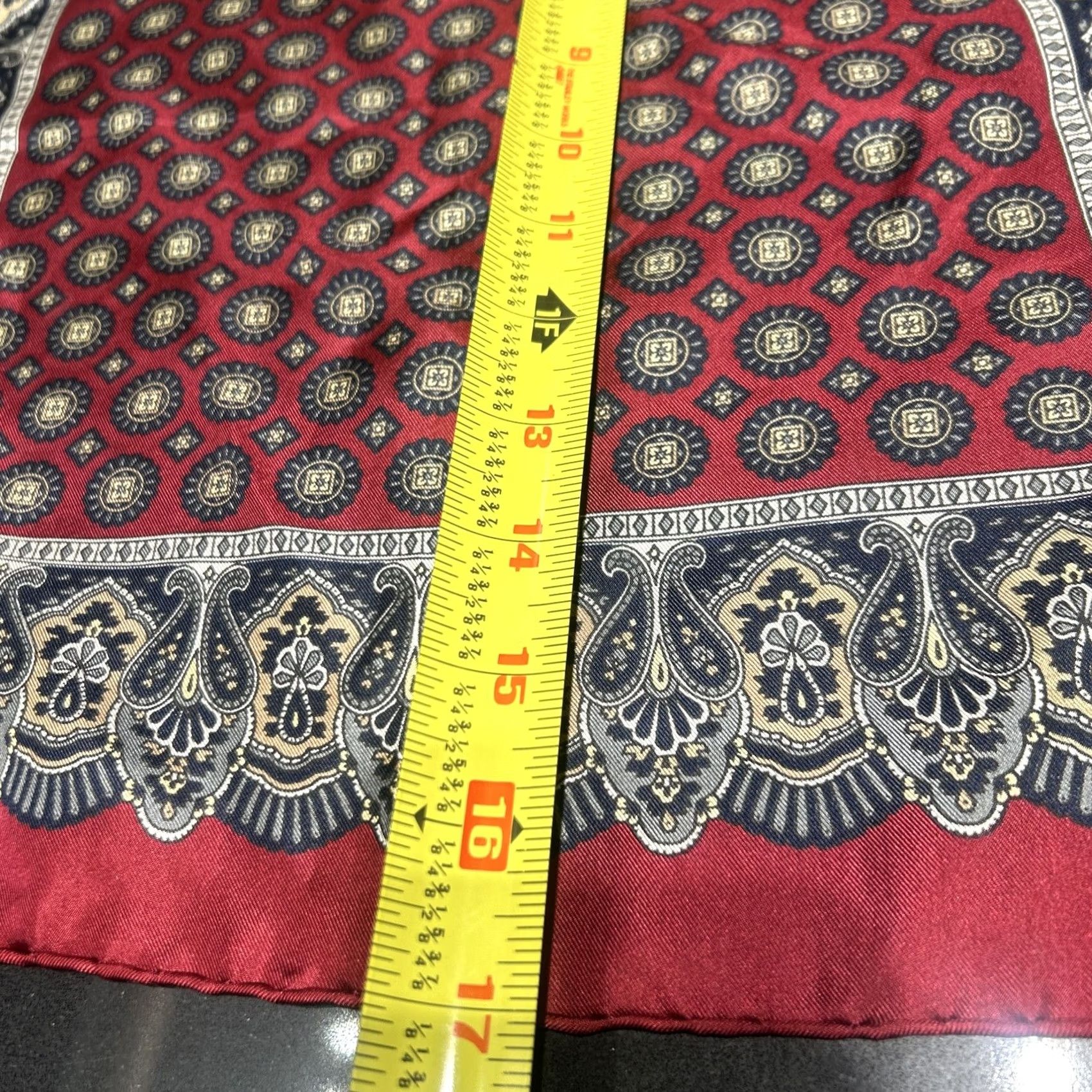 Vintage VINTAGE Macclesfield Silk Burgundy Paisley Geometric Pocket Square Men 17x17 UK Size ONE SIZE - 3 Thumbnail