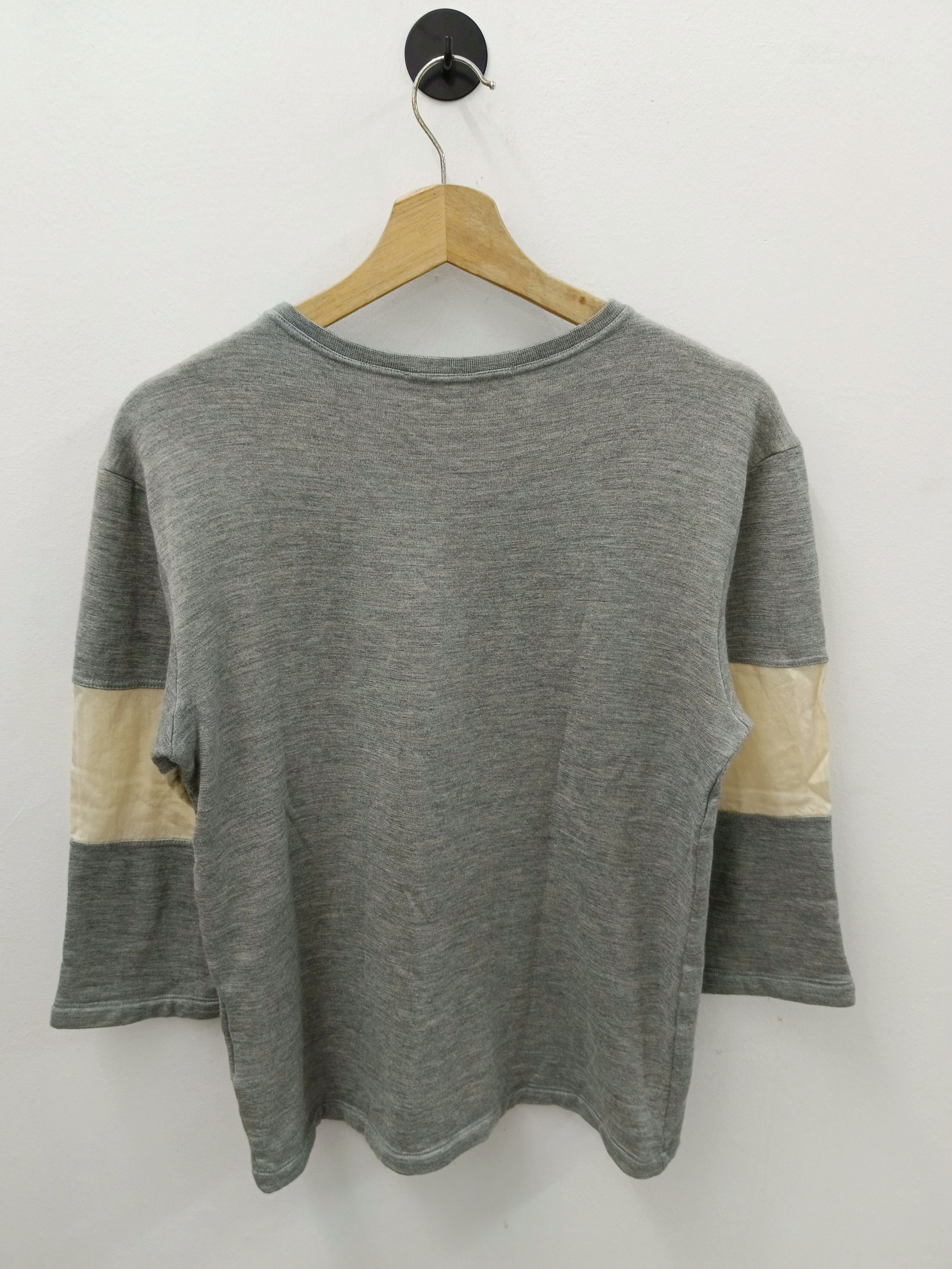 Louis Vuitton Louis Vuitton (SAMPLE) "Volez Voguez Voyagez" 3/4 Sleeve Size US M / EU 48-50 / 2 - 2 Thumbnail