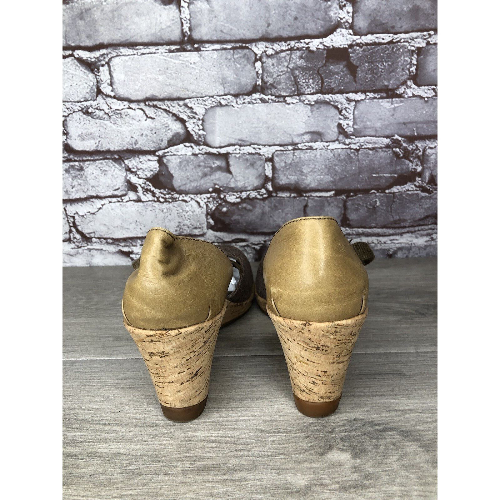 Teva Teva Riviera Grey Brown Mary Jane Cork Wedge Shoes Women 7.5 Size US 7.5 / IT 37.5 - 4 Thumbnail