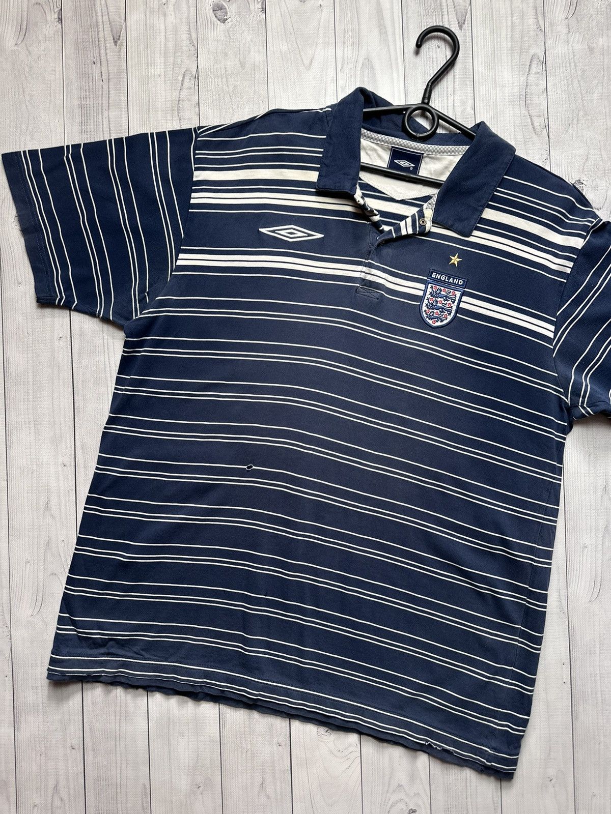 Umbro × Vintage Vintage Umbro England soccer polo striped size XL Size US XL / EU 56 / 4 - 2 Thumbnail