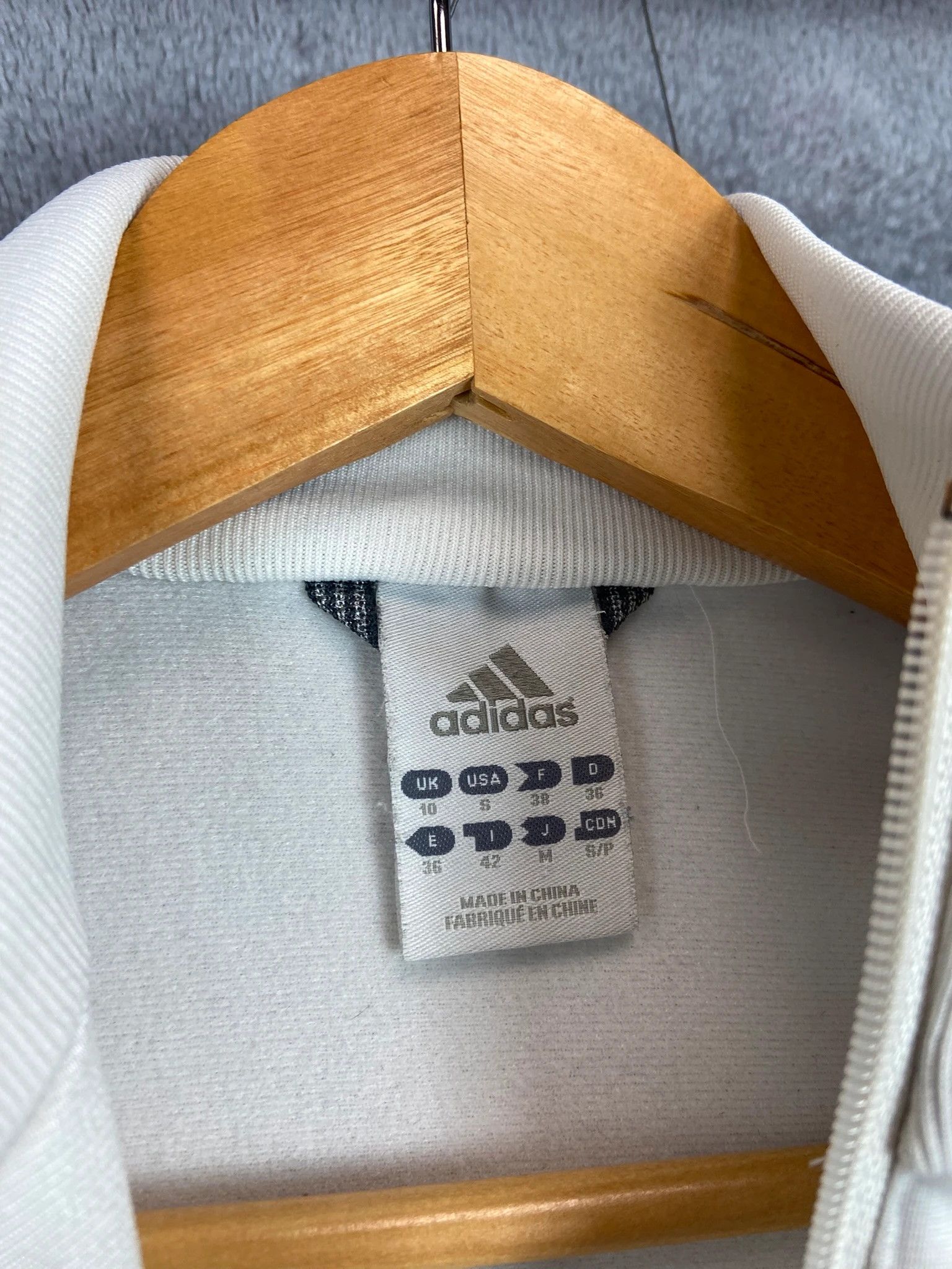 Adidas Adidas White Track Jacket Classic 3-Stripes Small Size S / US 4 / IT 40 - 4 Thumbnail
