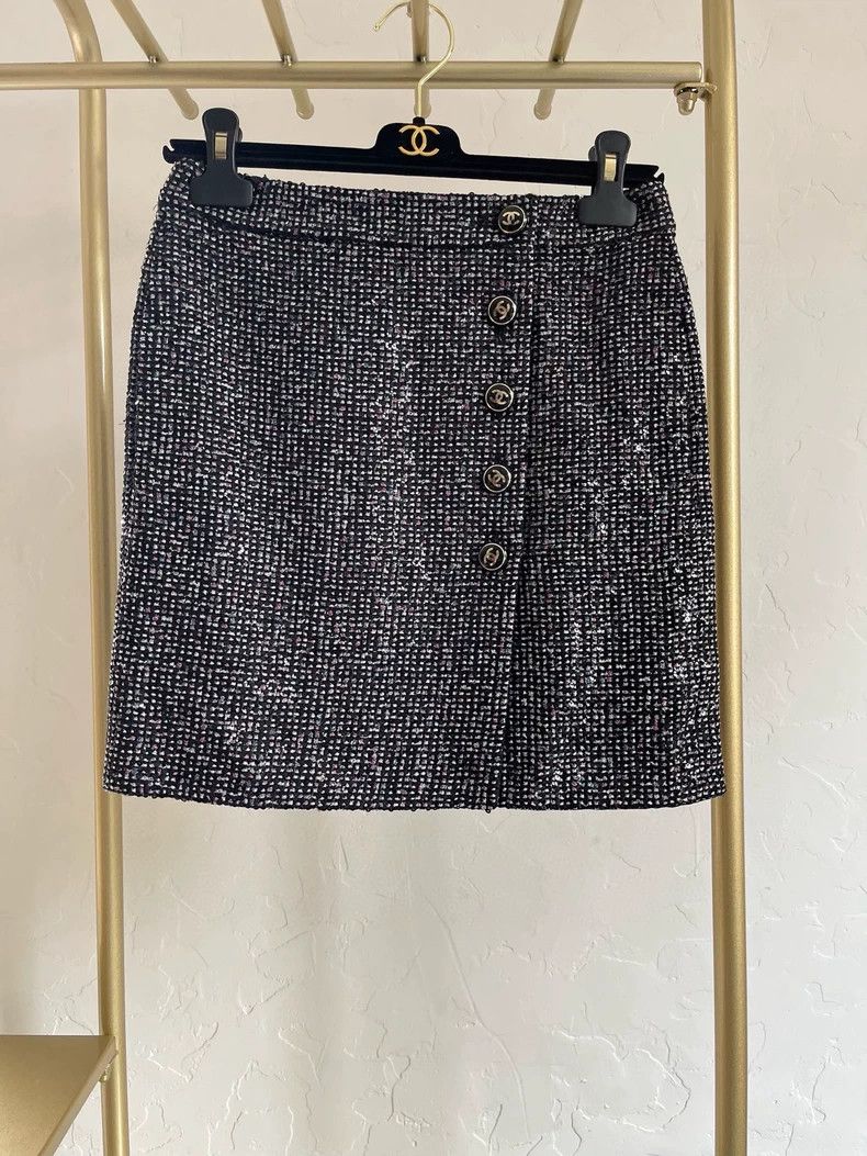 Chanel Chanel 23b gray skirt Size 25" / US 0 / IT 36 - 1 Thumbnail