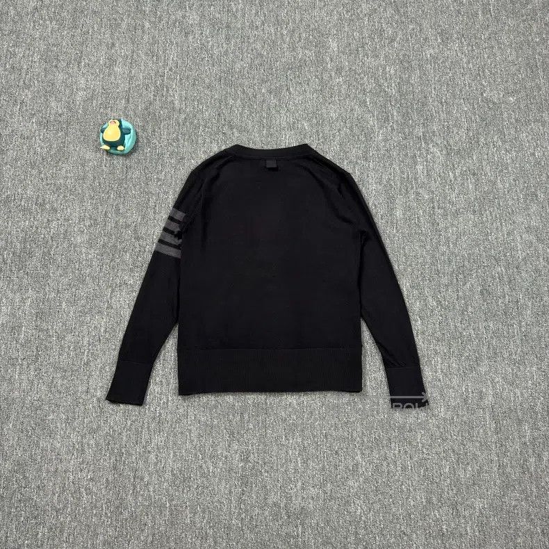 Thom Browne Thom Browne Black wool V-neck sweater Size US S / EU 44-46 / 1 - 7 Thumbnail