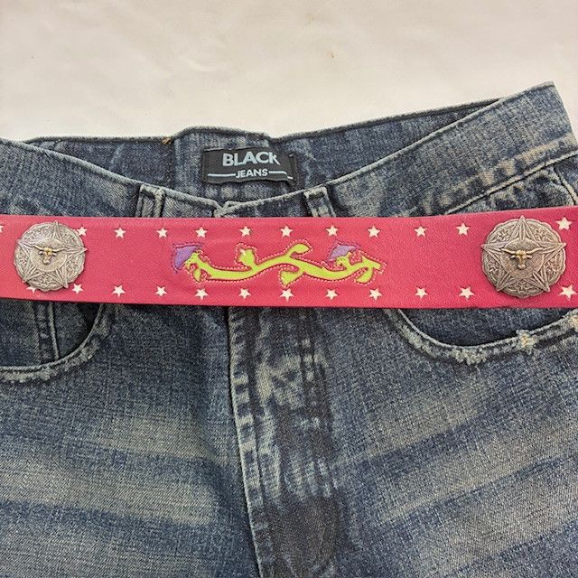 Vintage Bill Adler Women's Leather Belt Red with Stars, Conchos Size ONE SIZE - 7 Thumbnail