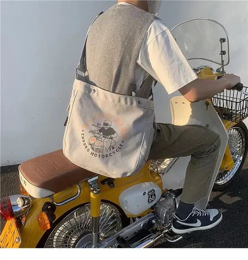 Japanese Brand 90s retro cartoon graphic canvas shoulder bag crossbody y2k Size ONE SIZE - 7 Thumbnail