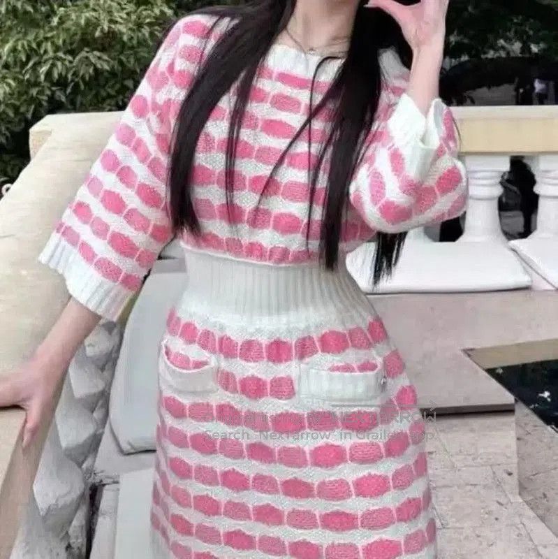 Chanel Chanel Color-Block Cashmere Dress for Women . Size M / US 6-8 / IT 42-44 - 5 Thumbnail