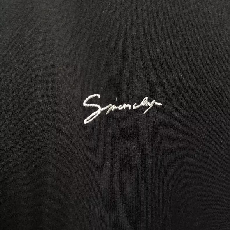 Givenchy Givenchy Embroidered cursive lettering short-sleeve Size US S / EU 44-46 / 1 - 3 Thumbnail