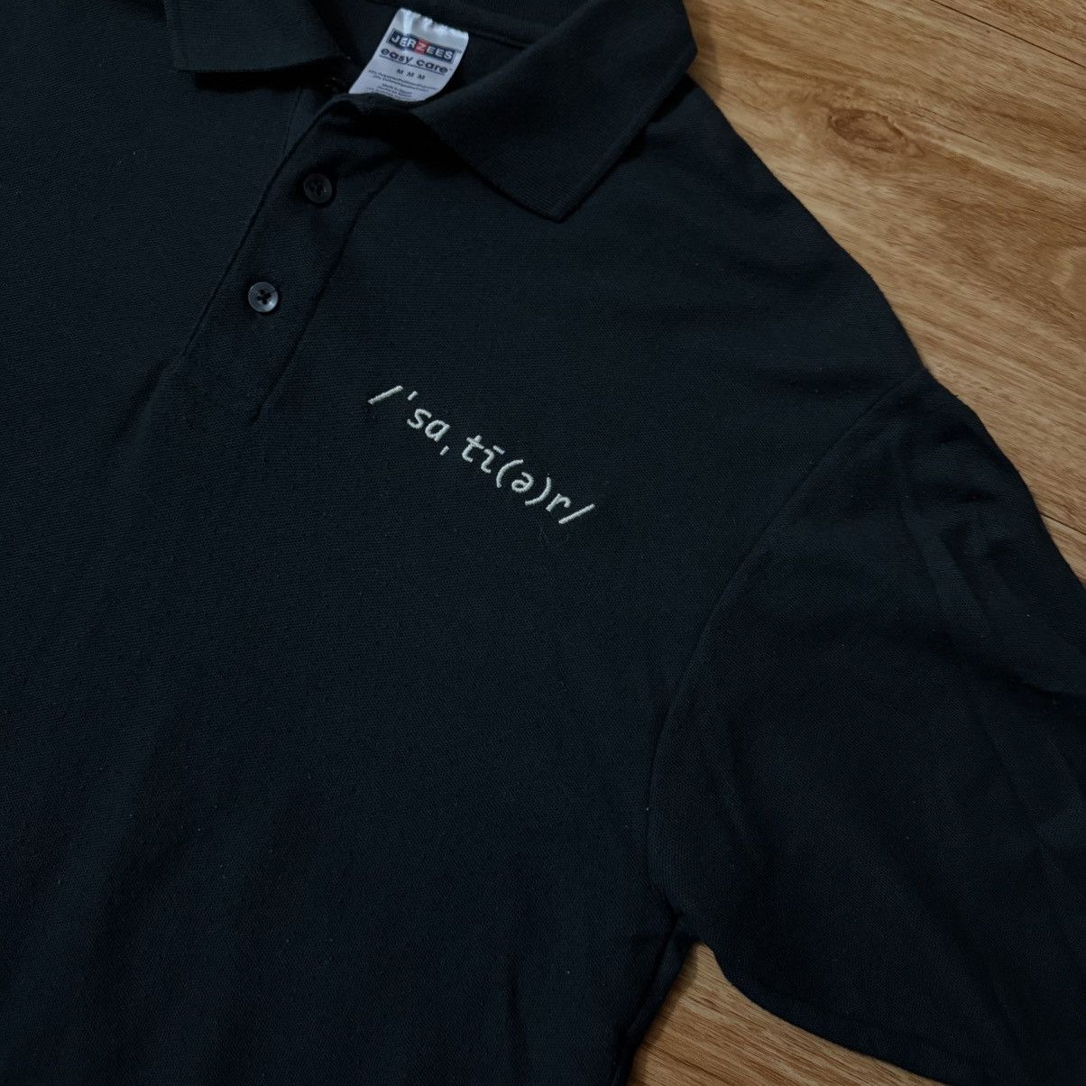 Vintage Vintage /‘sa,ti(e)r/ Skateboards Polo Skateboard Shirt 90s Size US M / EU 48-50 / 2 - 3 Thumbnail