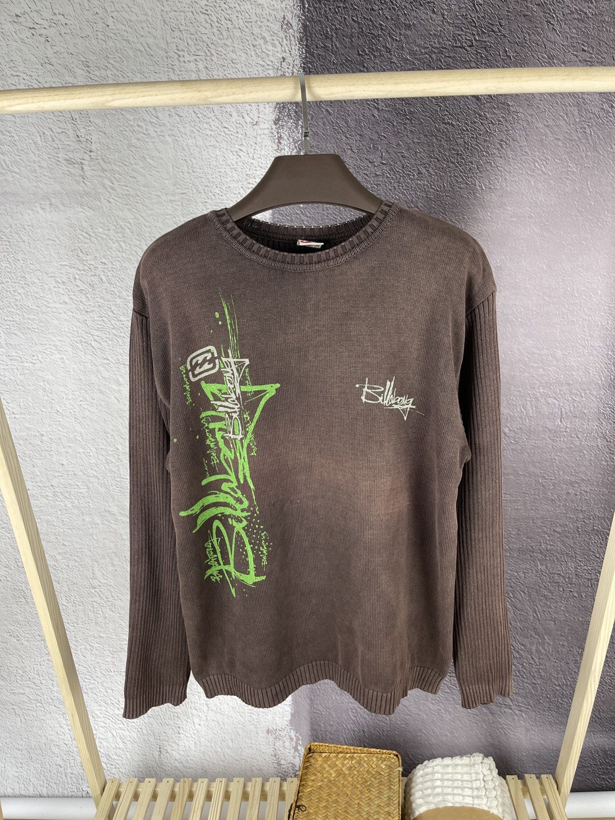 Billabong Billabong vintage big logo brown faded sweater knitwear Size US XL / EU 56 / 4 - 1 Thumbnail