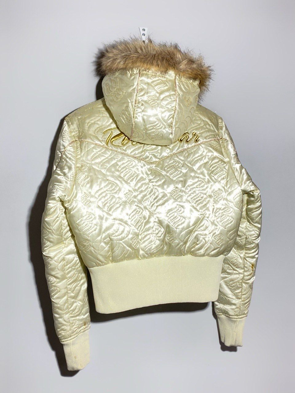 Rocawear Vintage Y2K Rocawear Jacket Embroidered Cream Down Faux Fur Size L / US 10 / IT 46 - 2 Thumbnail