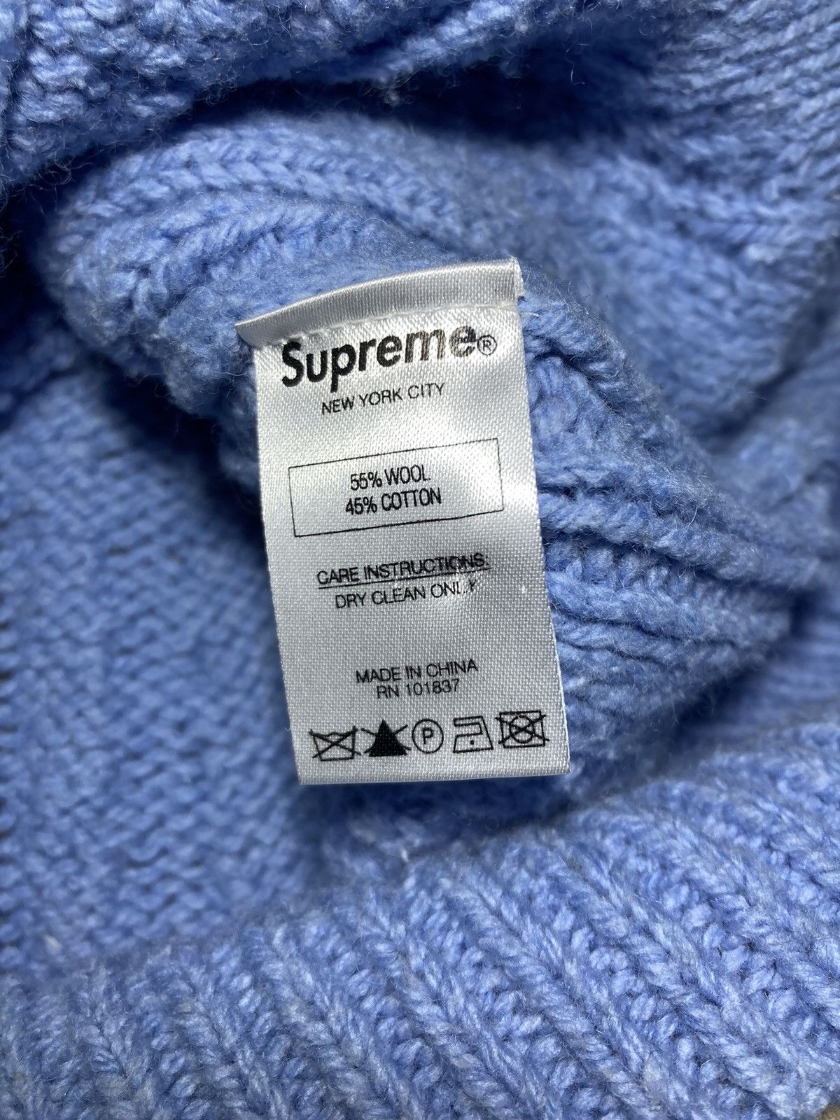 Supreme FW16 Supreme Cable Knit Cardigan Blue Medium 2016 Sweater 16 Size US M / EU 48-50 / 2 - 8 Thumbnail
