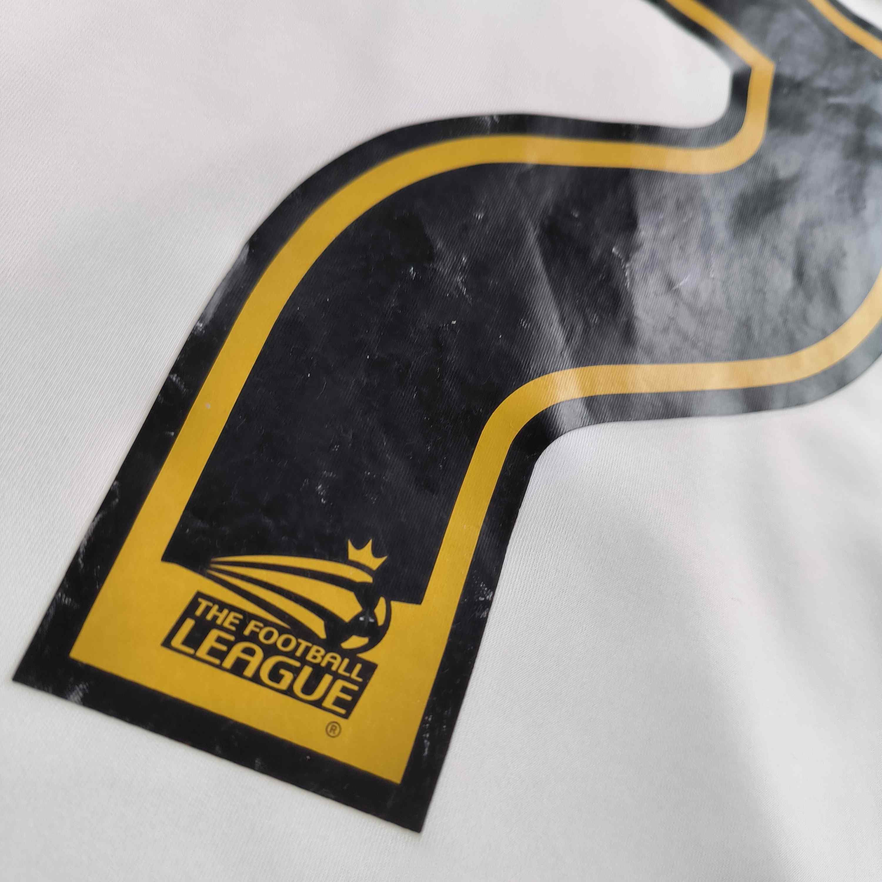 Umbro Swansea City 2009-10 Umbro home Britton football jersey sz S Size US S / EU 44-46 / 1 - 9 Thumbnail