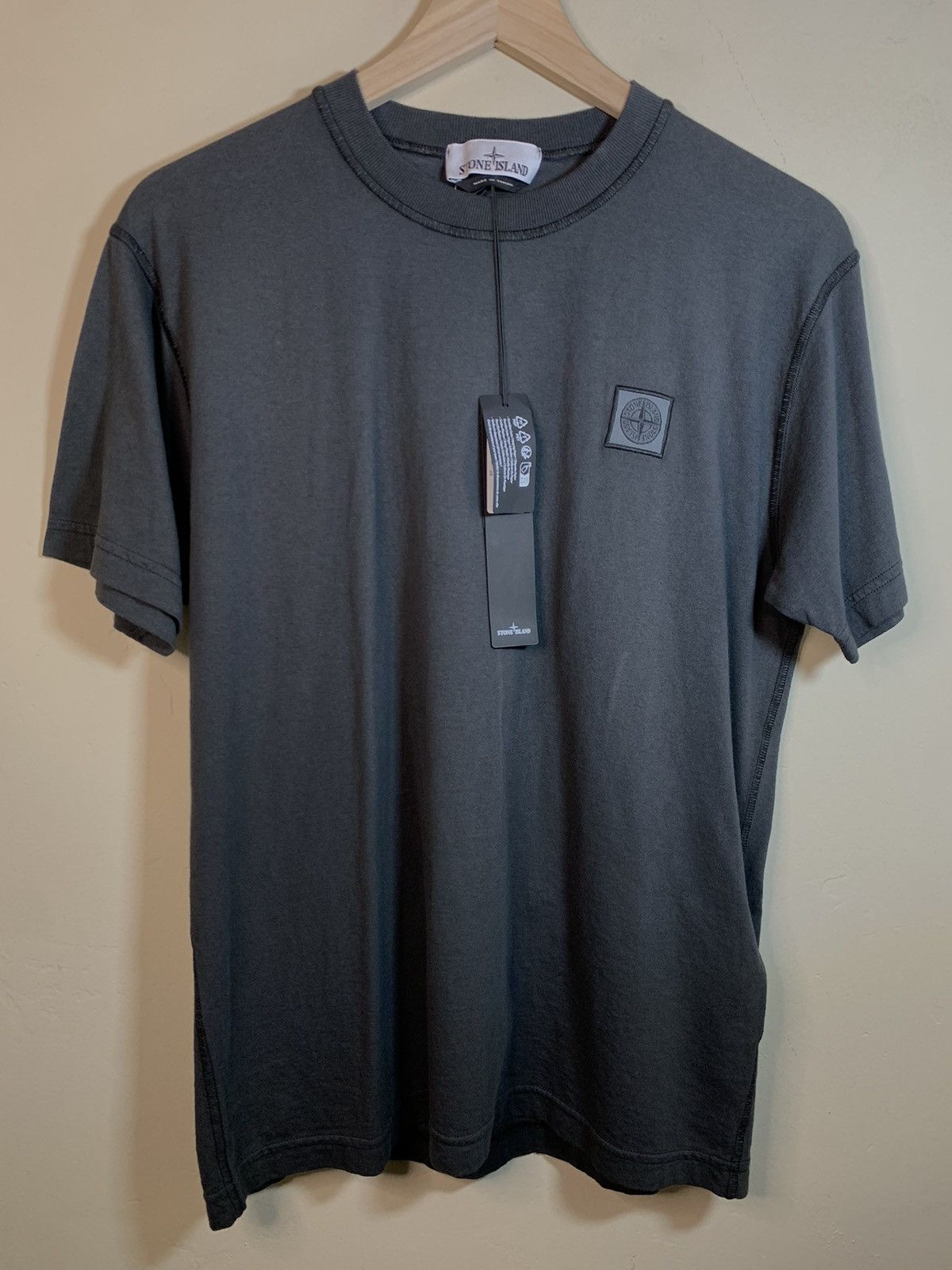Designer × Stone Island *RARE* New Stone Island Raw Seam Stitched Logo T-Shirt - M Size US M / EU 48-50 / 2 - 1 Thumbnail