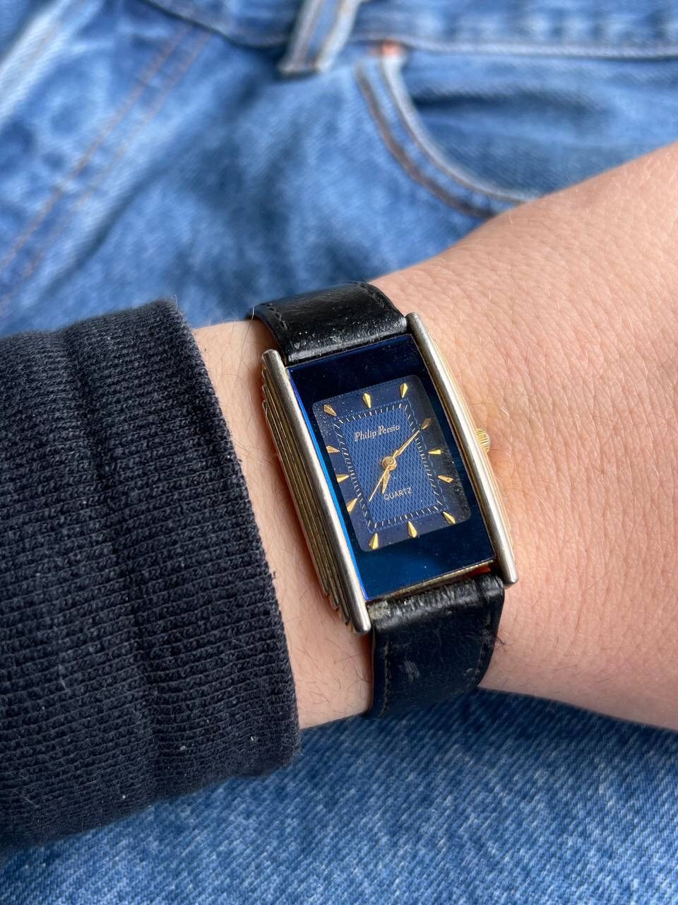 Japanese Brand × Vintage Vintage Japanese style futuristic Watch 1990s y2k tank watch Size ONE SIZE - 1 Thumbnail
