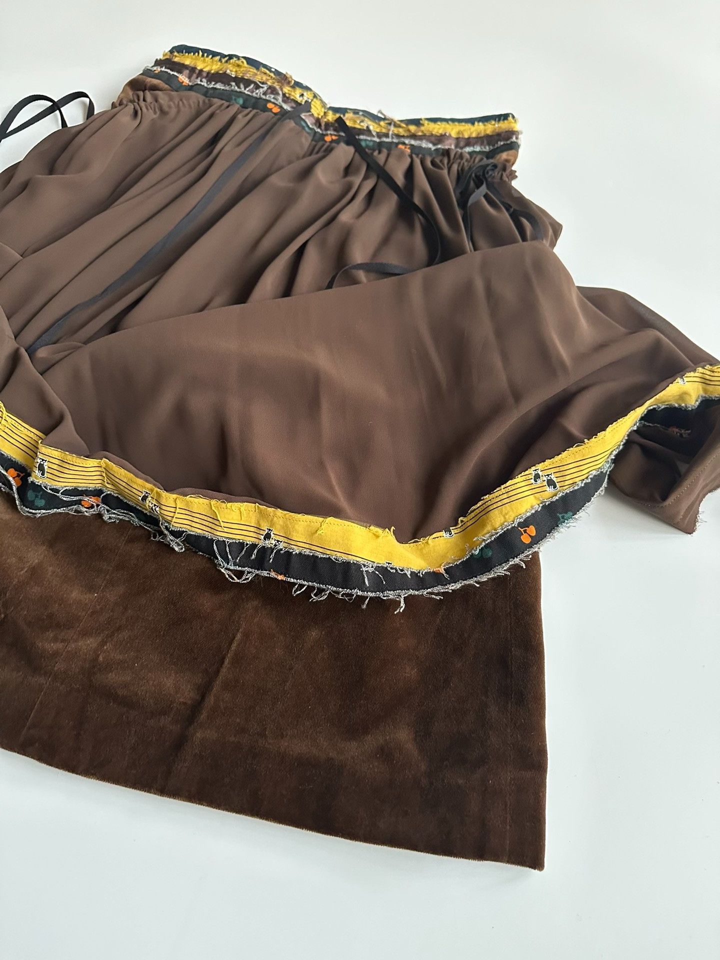 Undercover UNDERCOVER Initial layer-level splicing skirt| Size 28" / US 6 / IT 42 - 8 Thumbnail