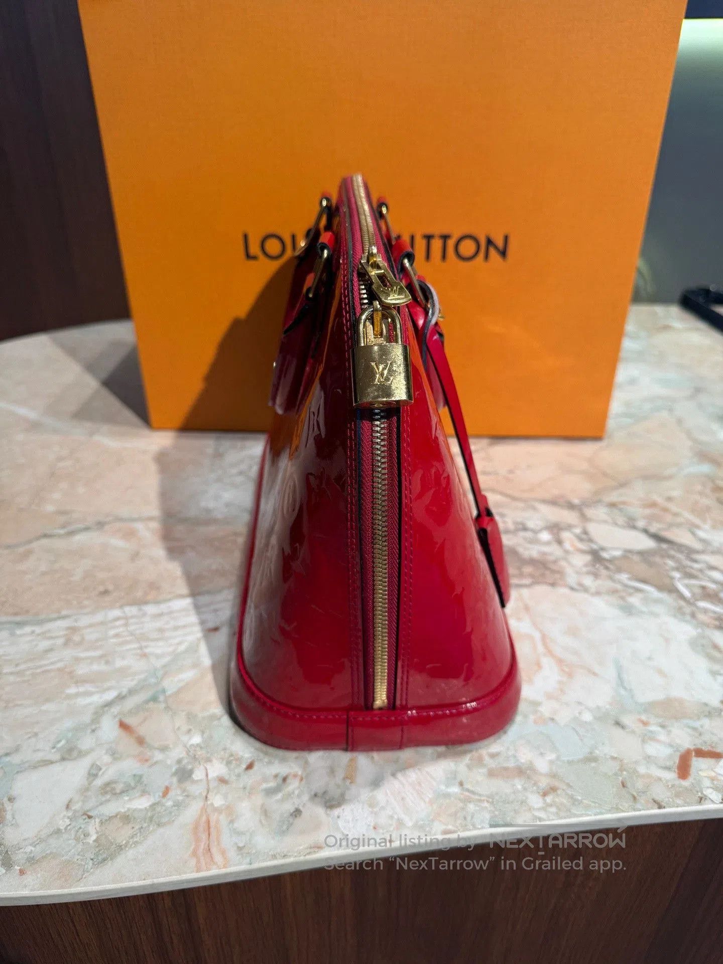 Louis Vuitton LV Alma Patent Leather Red Shell Bag. Size ONE SIZE - 5 Thumbnail