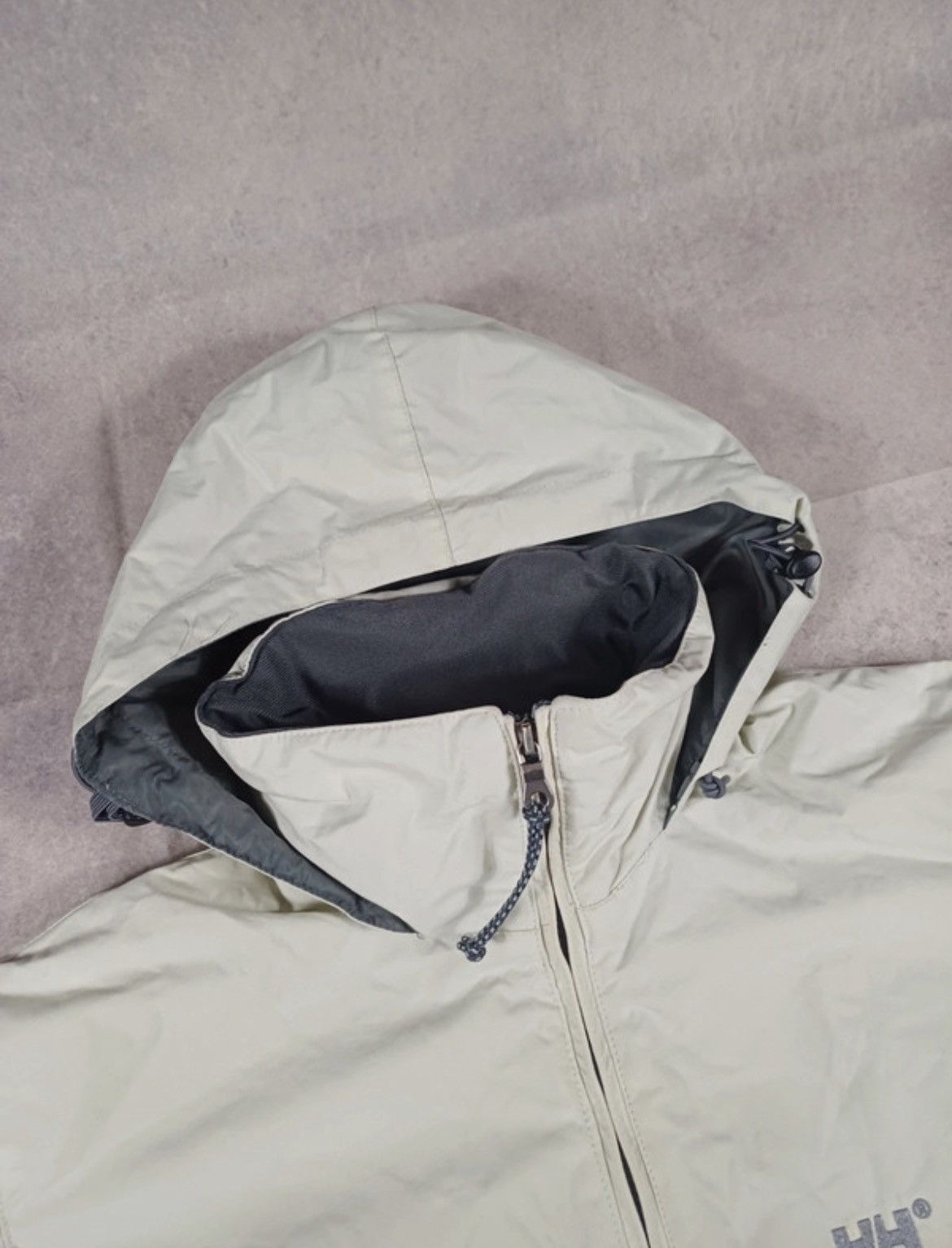 Helly Hansen Helly Hansen Cream Vintage Jacket Size US S / EU 44-46 / 1 - 2 Thumbnail