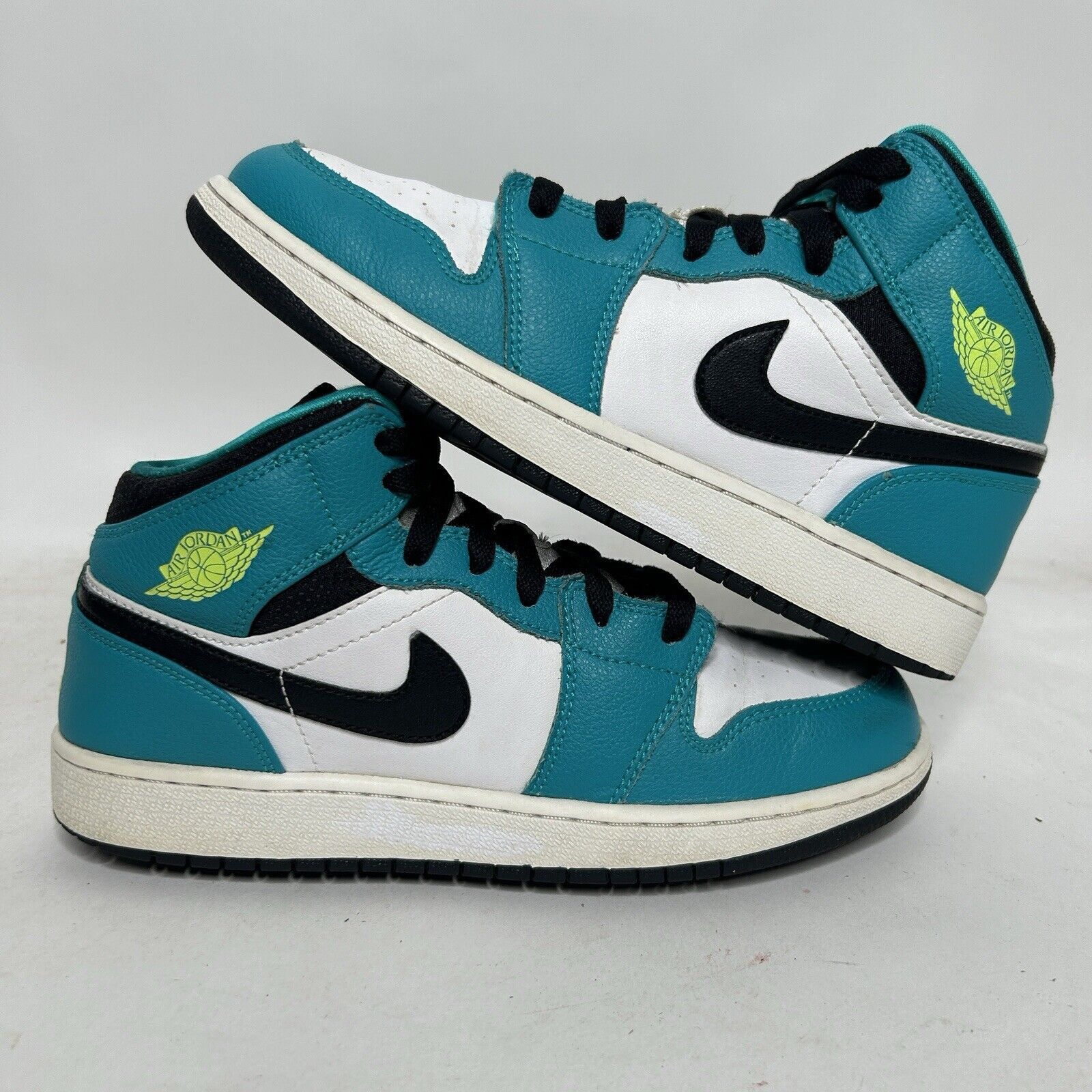 Nike Shoes Air Jordan Mid GG “Volt Ice” 2024