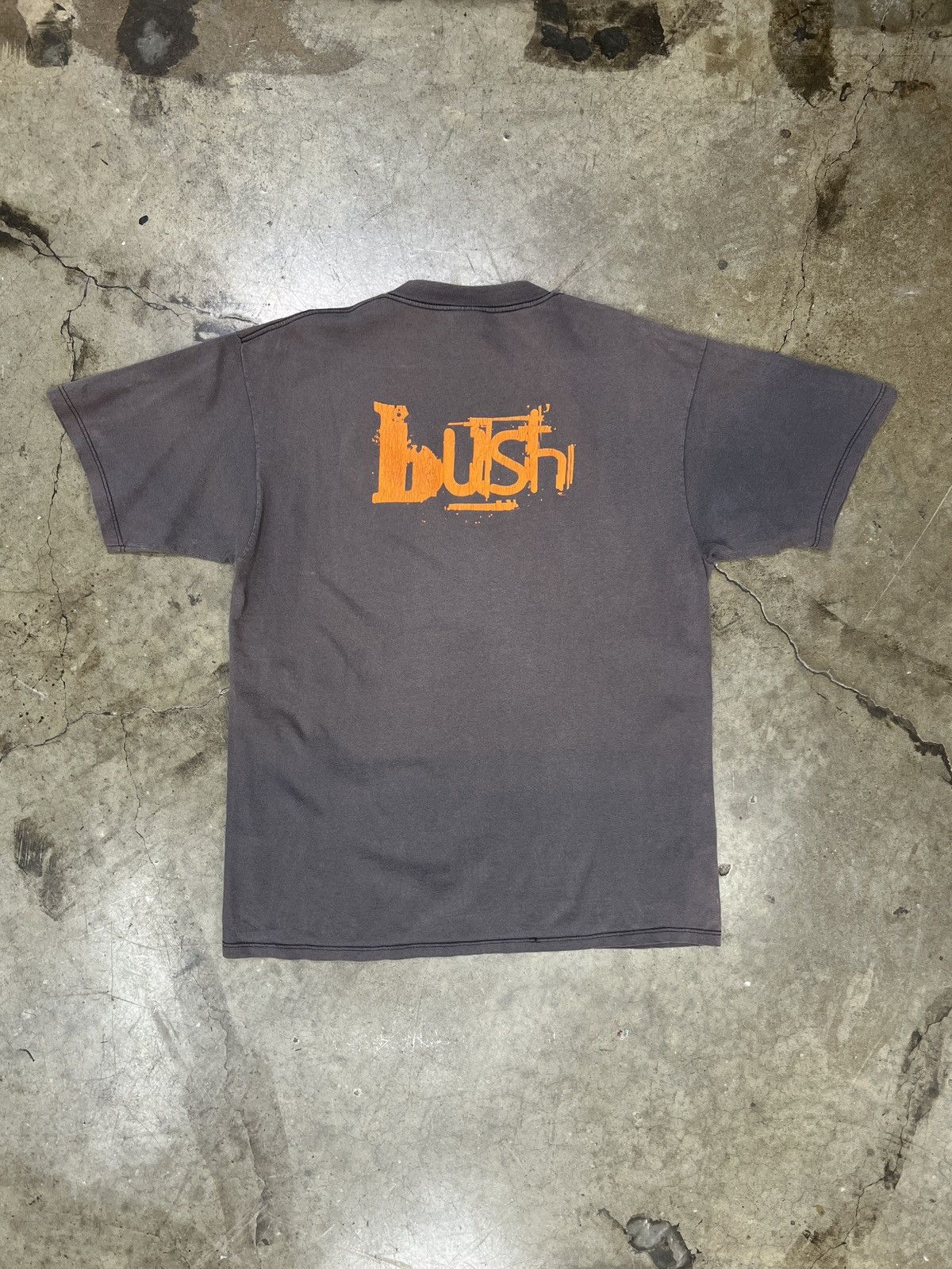 Band Tees Vintage Bush Razorblade Suitcase Giant Band Tee XL Size US XL / EU 56 / 4 - 4 Thumbnail