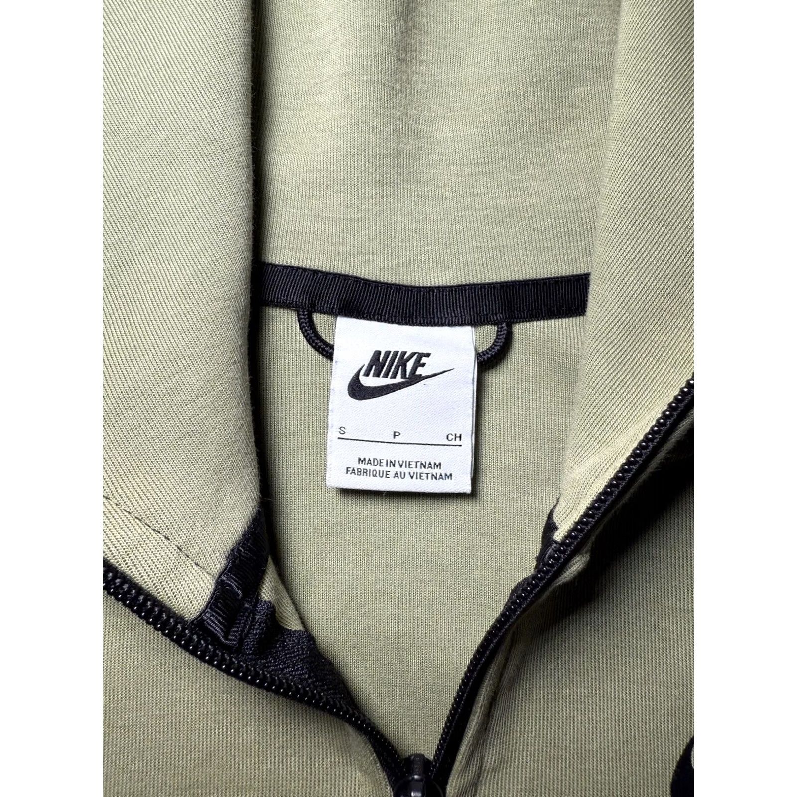 Nike Nike Sportswear Windrunner Womens Full-Zip Hoodie Green S CW4298-334 Size S / US 4 / IT 40 - 5 Thumbnail