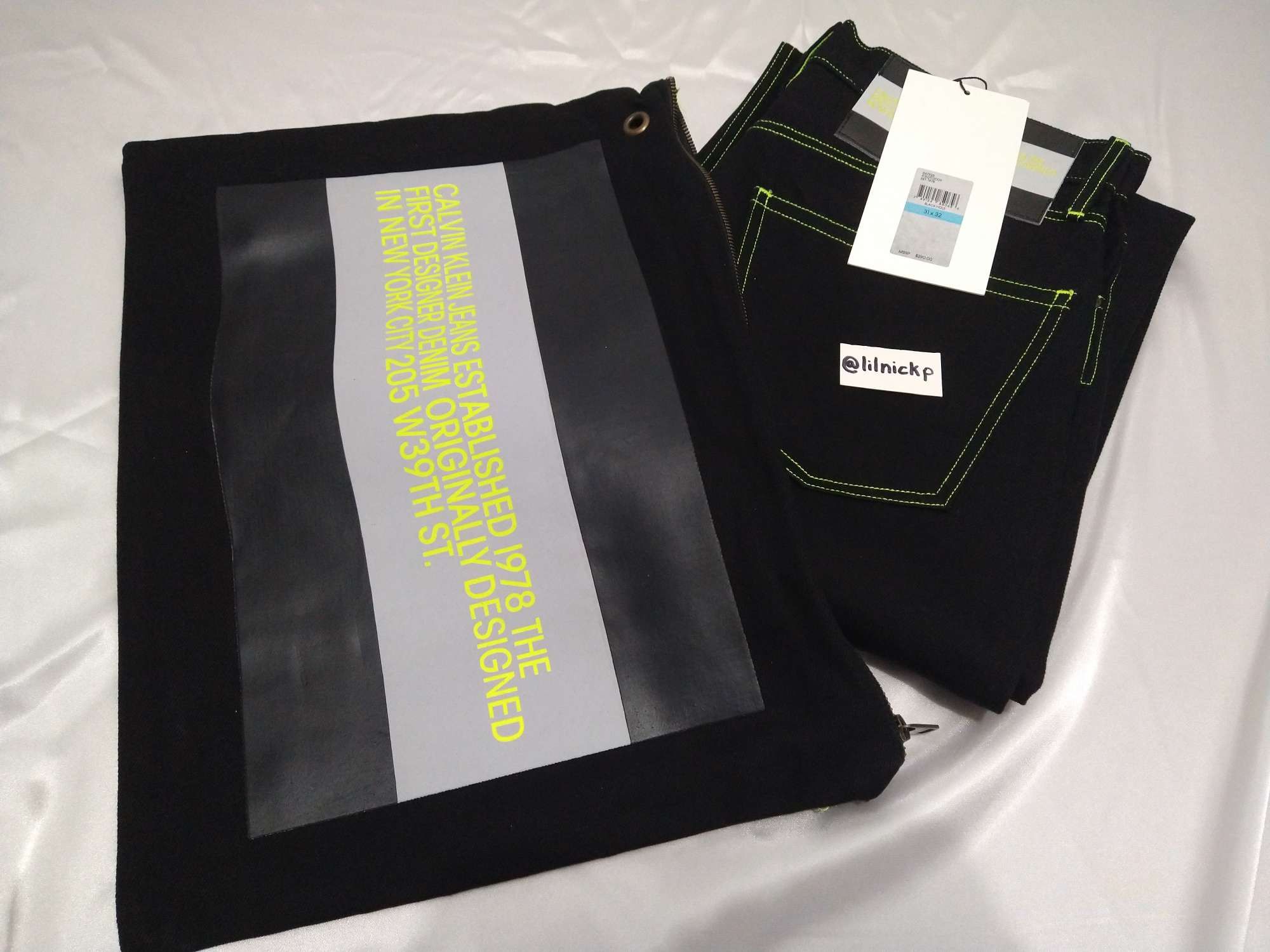 Calvin Klein 205W39NYC EST. 1978 Baggy Black Hole Jeans Size US 31 - 11 Thumbnail