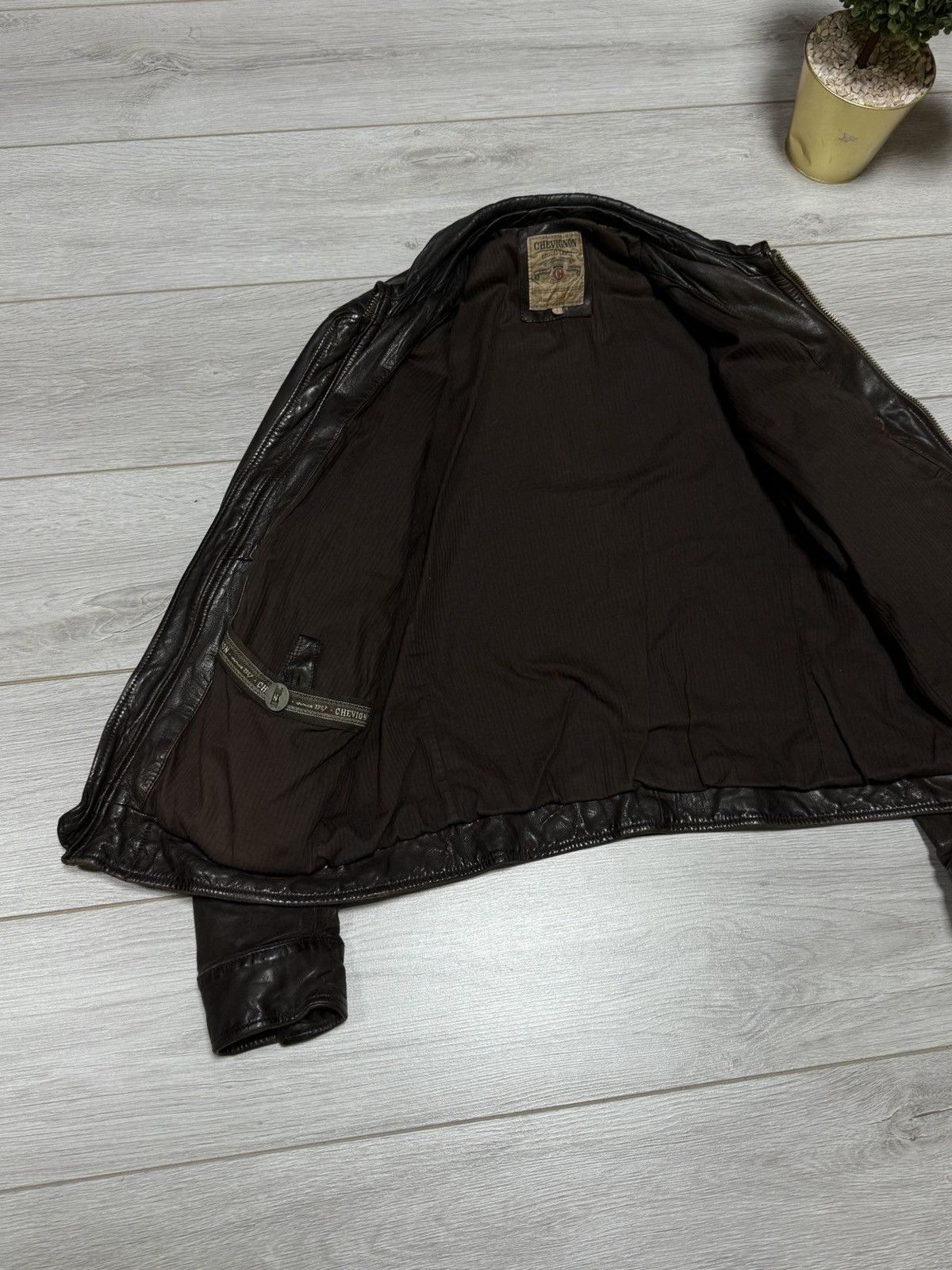 Chevignon Chevignon leather jacket zip vintage Size US L / EU 52-54 / 3 - 10 Thumbnail