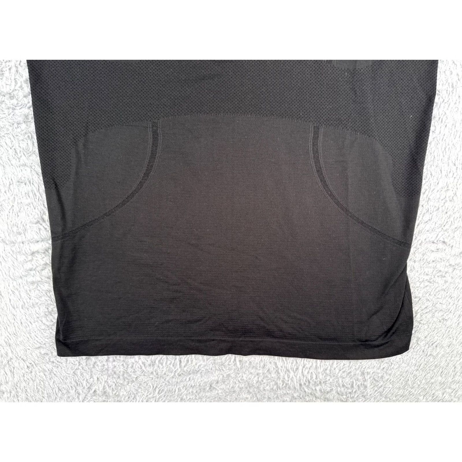 Lululemon Lululemon Shirt Women 12 Black Swiftly Tech Tank Running Gym Workout Casual Sleeveless Racerback Athletic Fit Size XL / US 12-14 / IT 48-50 - 5 Thumbnail