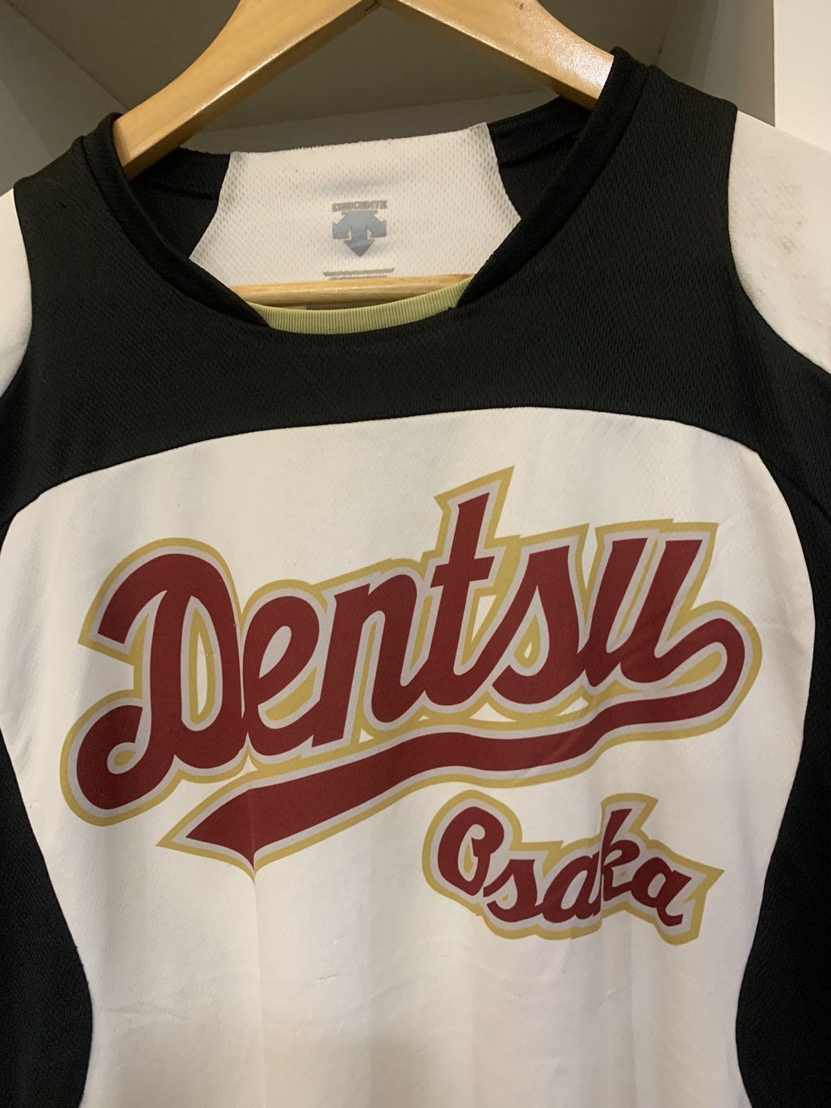 Descente Vintage Dentsu Osaka Jersey Size US L / EU 52-54 / 3 - 2 Thumbnail