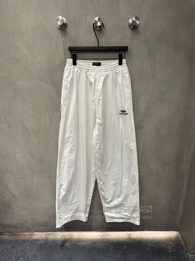 Balenciaga Balenciaga size XXS Sport pants Size US 27 - 1 Thumbnail