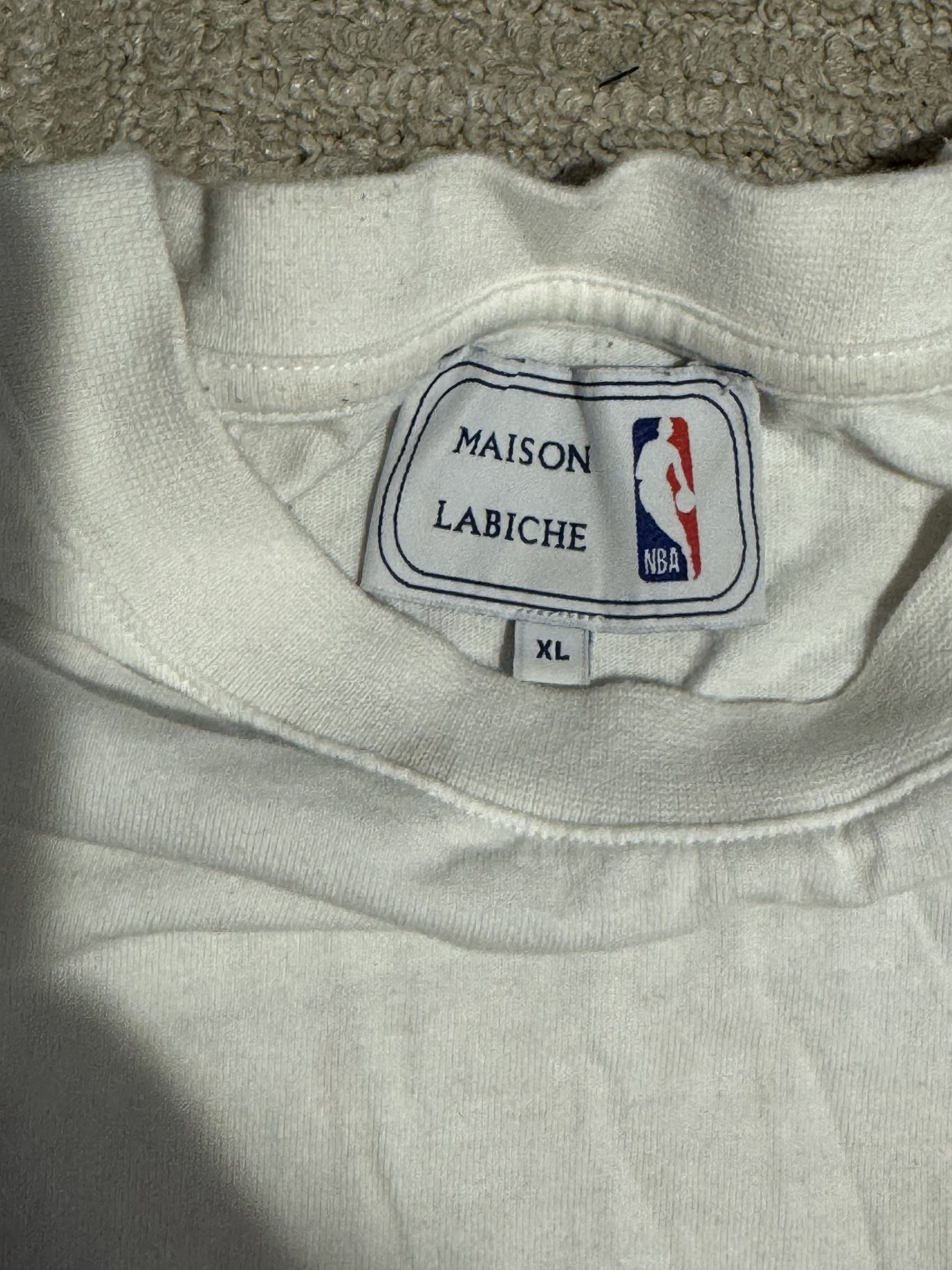 Maison Labiche Maison Labiche x NBA Knicks embroidered t shirt Size US XL / EU 56 / 4 - 4 Thumbnail