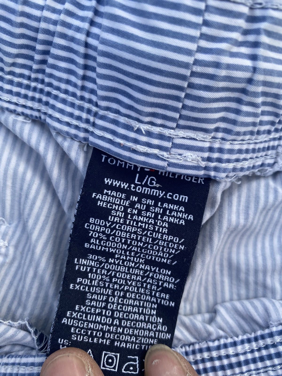 Tommy Hilfiger Vintage Tommy Hilfiger swim trunks Size US 35 - 2 Thumbnail