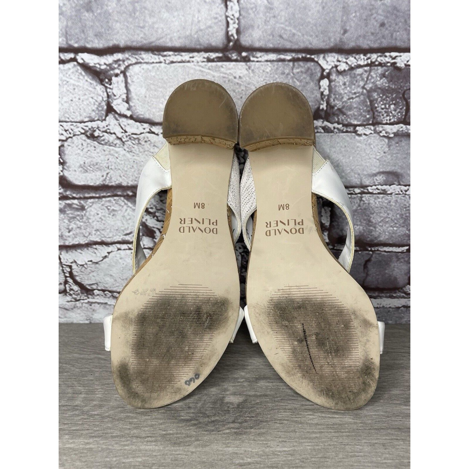 Donald Pliner Donald Pliner OONA White Leather Cork Heel Sandals Women Sz Size US 8 / IT 38 - 14 Thumbnail