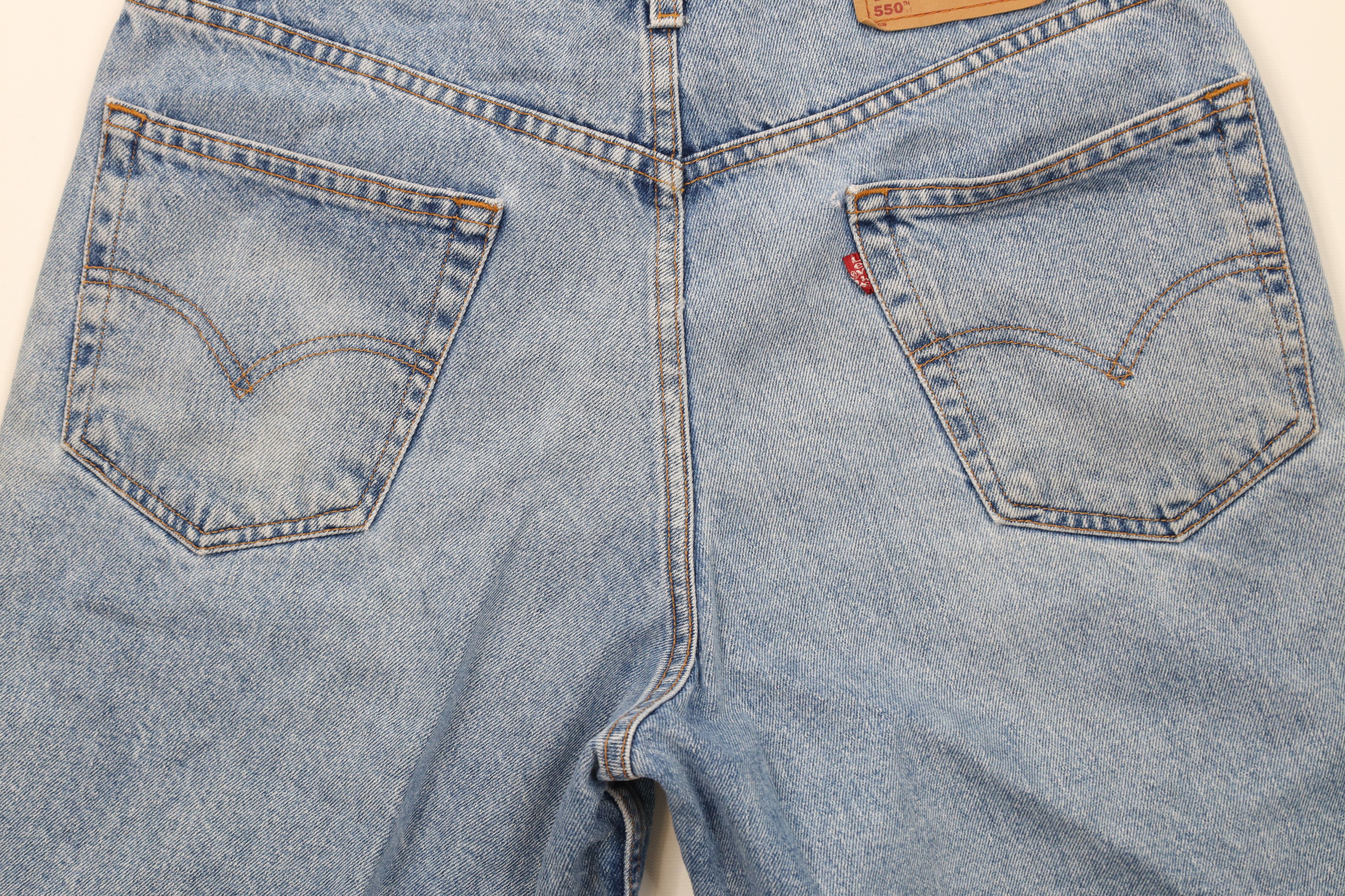 Levi's Vintage Y2K 2001 Levis 505 Fit Denim Jean Shorts Blue Size US 34 / EU 50 - 13 Thumbnail