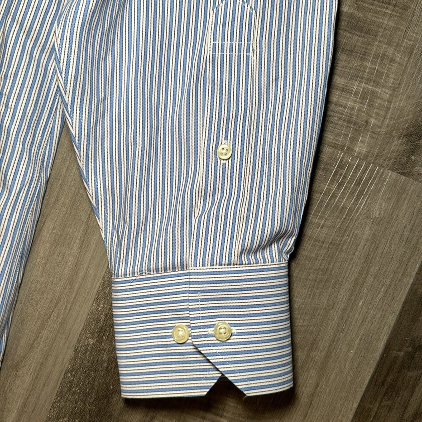 Brooks Brothers Brooks Brothers Regent Non-Iron - 16.5 34/35 (Large) Size US L / EU 52-54 / 3 - 4 Thumbnail
