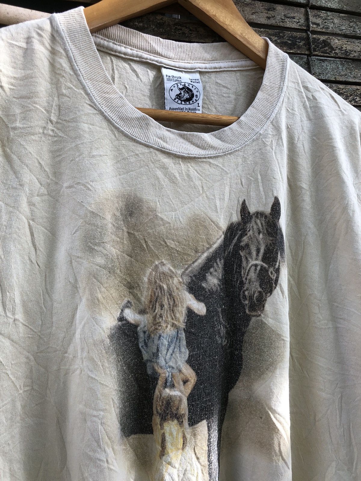 Japanese Brand × Vintage Vintage Two Girls And A Horse Art By Lesley Harrison Tee Size US XL / EU 56 / 4 - 4 Thumbnail