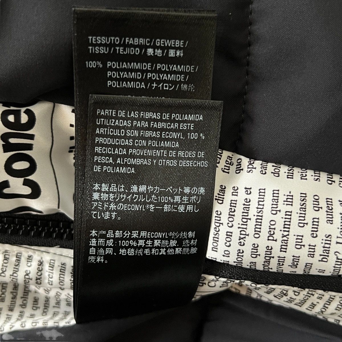 Balenciaga BALENCIAGA Newspaper Puffer Jacket Size US L / EU 52-54 / 3 - 13 Thumbnail