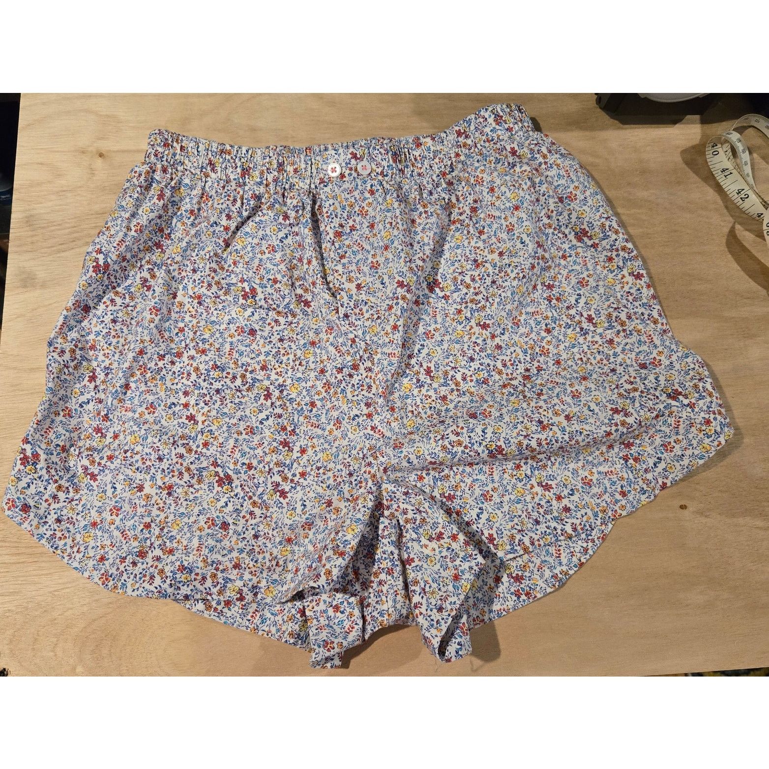 Free People Intimately Free People Cloud Nine Boxers floral sz XS Size 26" / US 2 / IT 38 - 1 Thumbnail