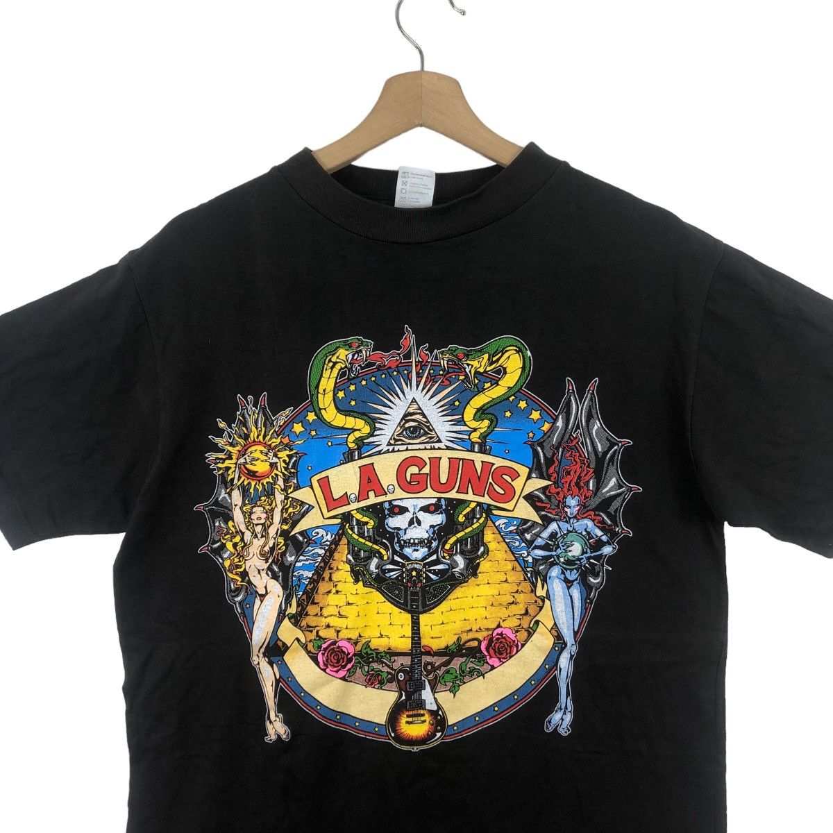 Band Tees Vintage 1991 LA GUNS Hollywood Vampires Tour Tee Shirt Size US L / EU 52-54 / 3 - 2 Thumbnail