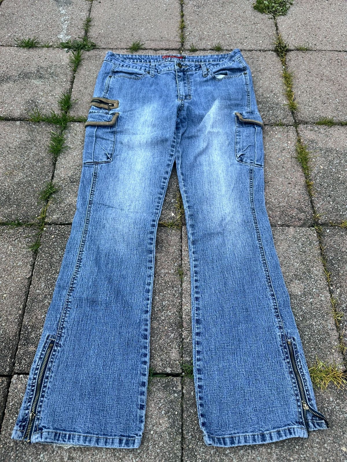 Southpole × Vintage Vintage/y2k southpole women’s flared cargo jeans Size 36" / US 14 / IT 50 - 1 Thumbnail