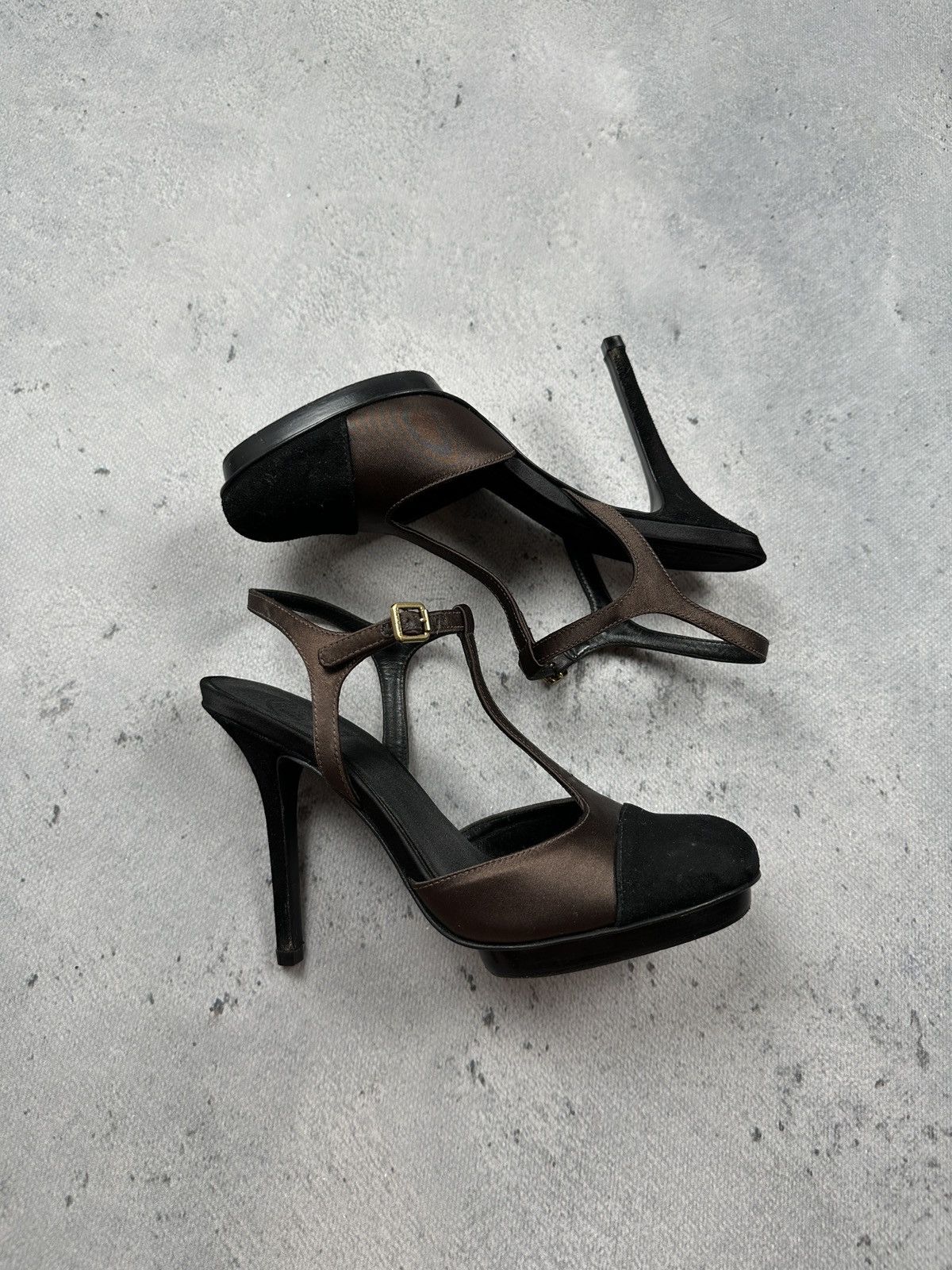 Tory Burch Vintage Tory Burch Two-Tone Satin & Suede T-Strap High Heels Size US 8.5 / IT 38.5 - 2 Thumbnail