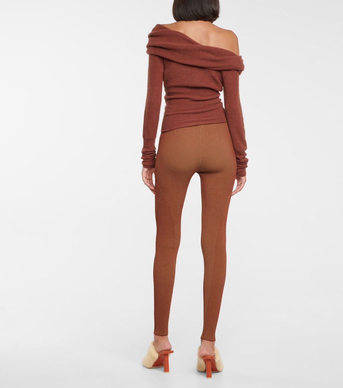 Jacquemus Jacquemus Le Legging Arancia Knit Leggings In Camel Brown Size 30" / US 8 / IT 44 - 2 Thumbnail