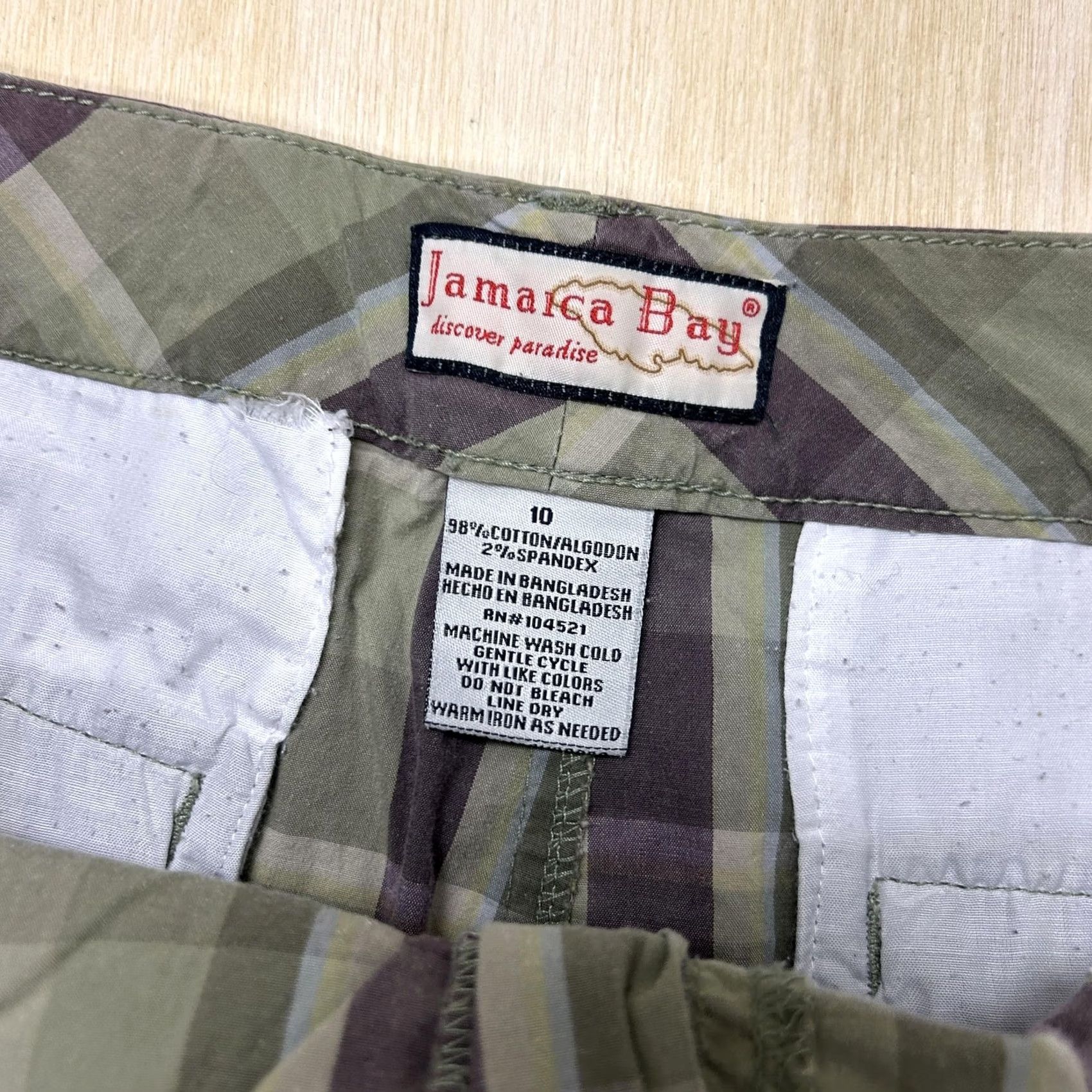 Vintage Jamaica Bay Womens Bermuda Shorts Size 10 Green Plaid Stretch Casual Summer Size 32" / US 10 / IT 46 - 3 Thumbnail
