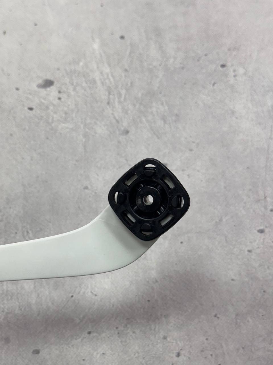 Other POC Chin Guard Break Away System Helmet Replacement Part Size ONE SIZE - 7 Thumbnail