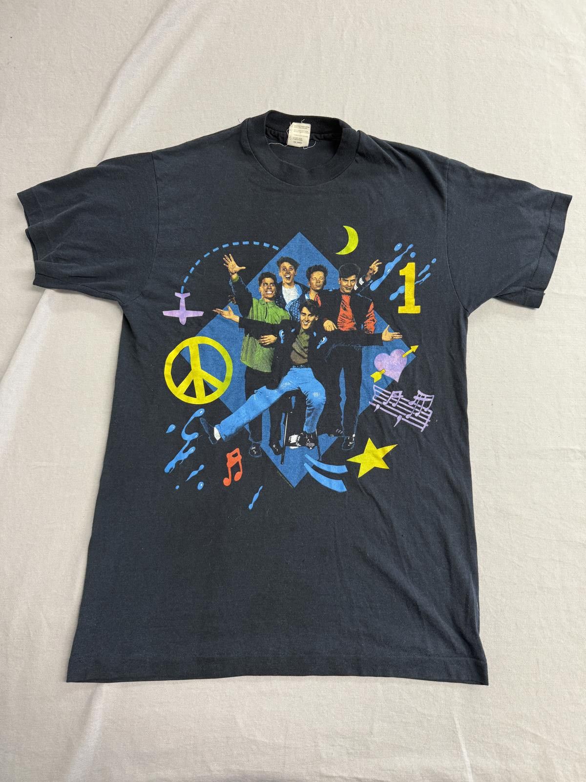 Anvil Vintage NKOTB t-shirt New Kids on the Block Members 1990 - M Size US M / EU 48-50 / 2 - 1 Thumbnail
