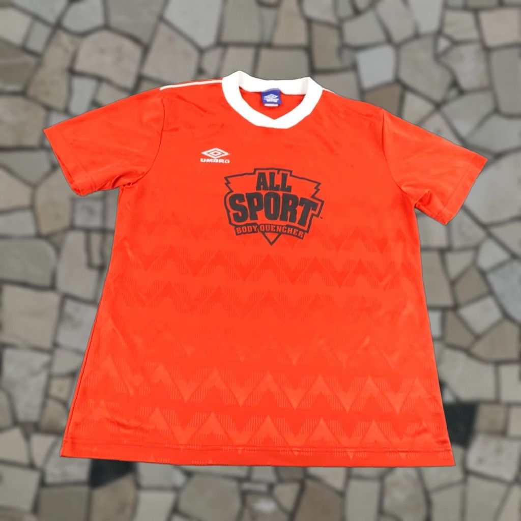 Umbro VINTAGE Umbro Shirt Mens XL Red White Soccer Jersey #21 Shiny Silky USA 90s Size US XL / EU 56 / 4 - 1 Thumbnail